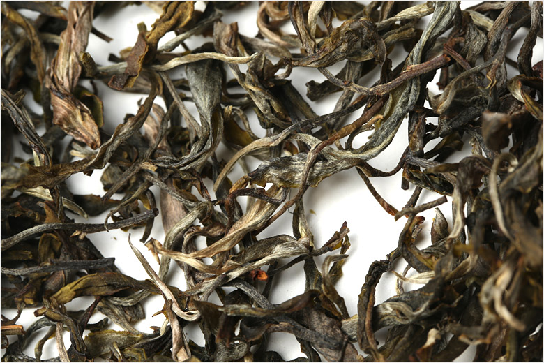 2021年巴達(dá)山章朗古樹(shù)秋茶特點(diǎn)？