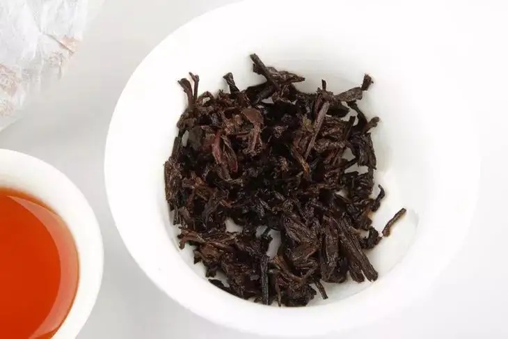 普洱熟茶好壞如何辨別？行家教你3步走！聞茶香、品茶湯、鑒葉底