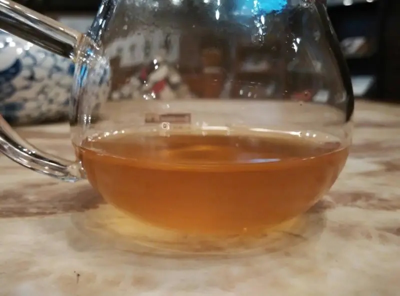 普洱茶湯冷卻后為何會變渾濁？