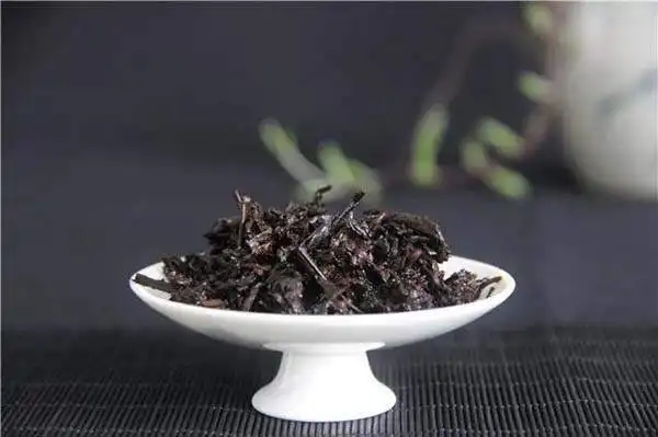 判斷普洱茶是不是好料，只看一個(gè)地方！